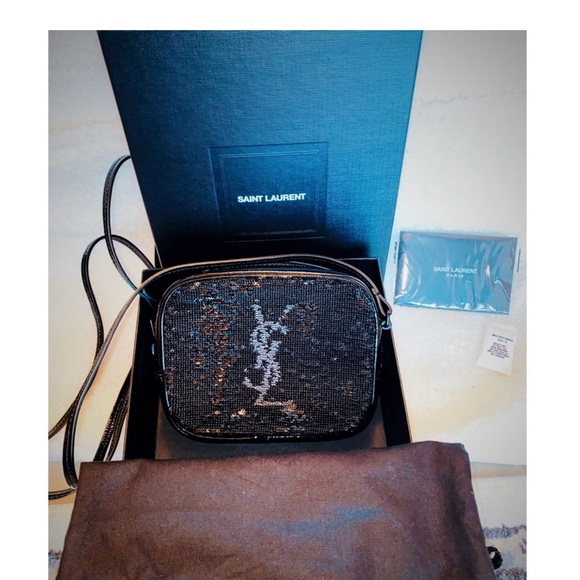 ‼️🤩YVES SAINT LAURENT MONOGRAMED SEQUENCE CROSS BODY BAG‼️EUC‼️‼️ - Picture 4 of 8